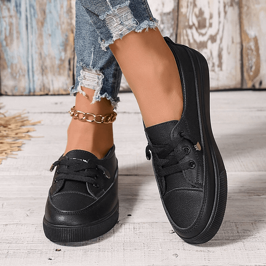 Quinn | Women’s Lace Up Casual Sneakers