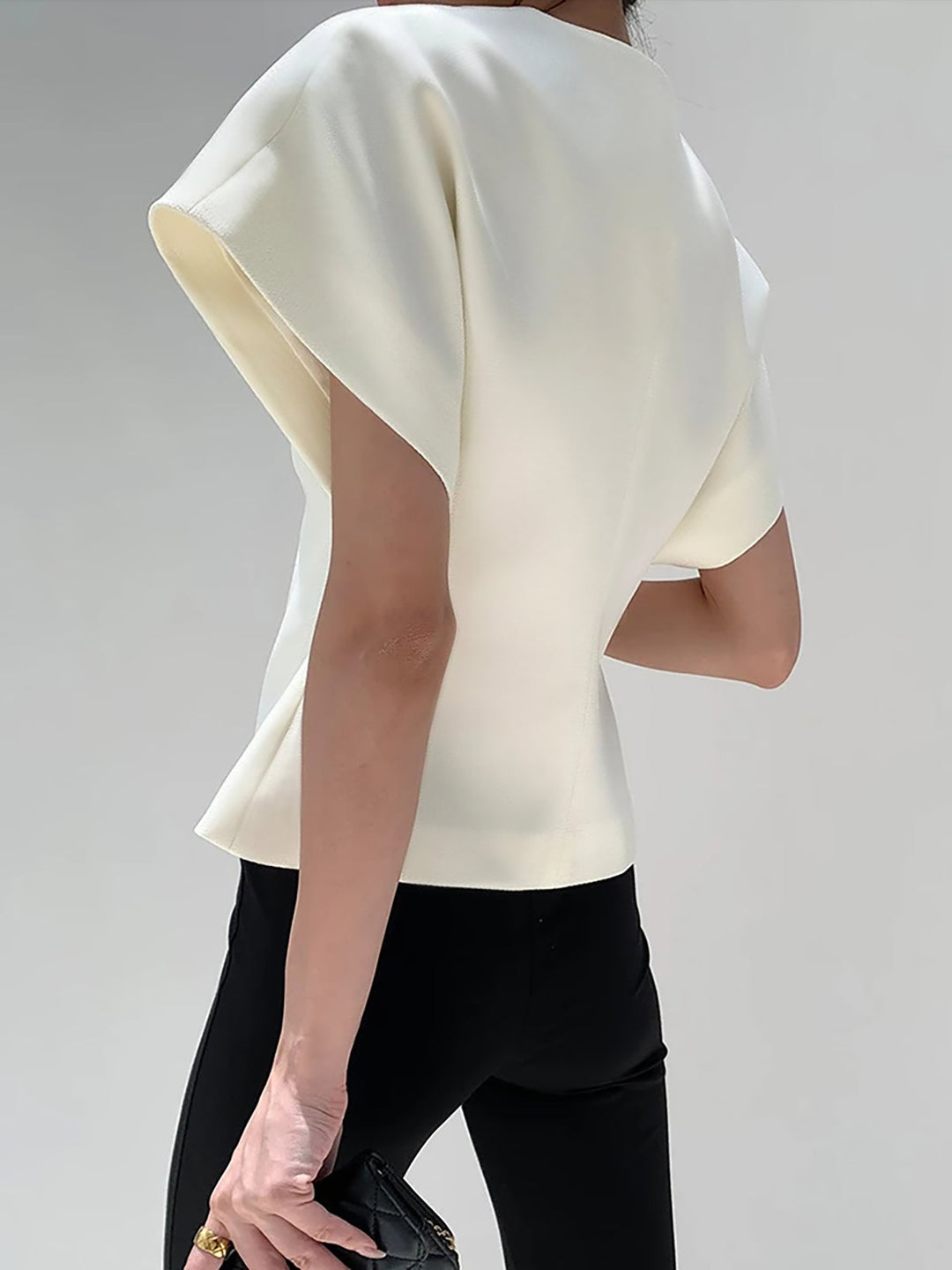 Elara | Modern Structured Sleeveless Blouse