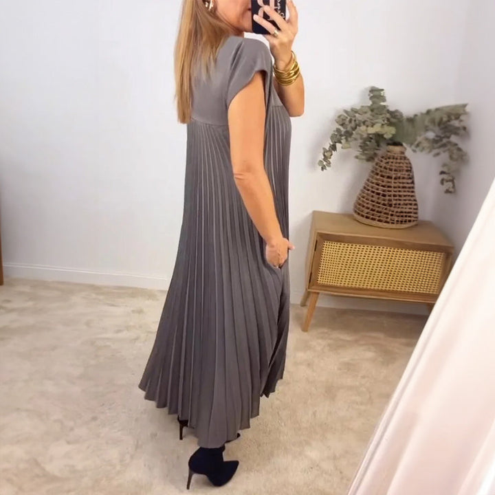 Marisse | Pleated Flowy Midi Dress