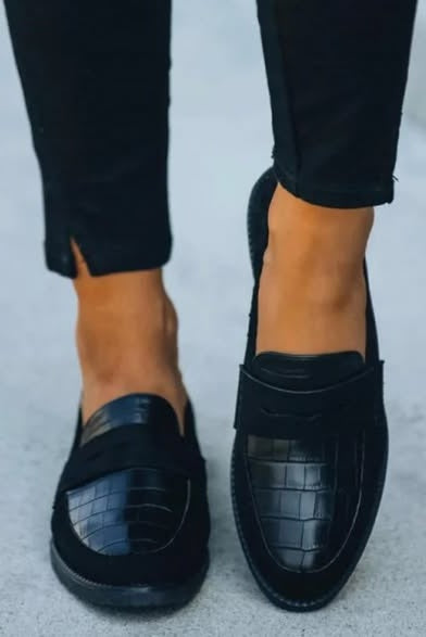 Emily | Classic Croc-Pattern Loafers