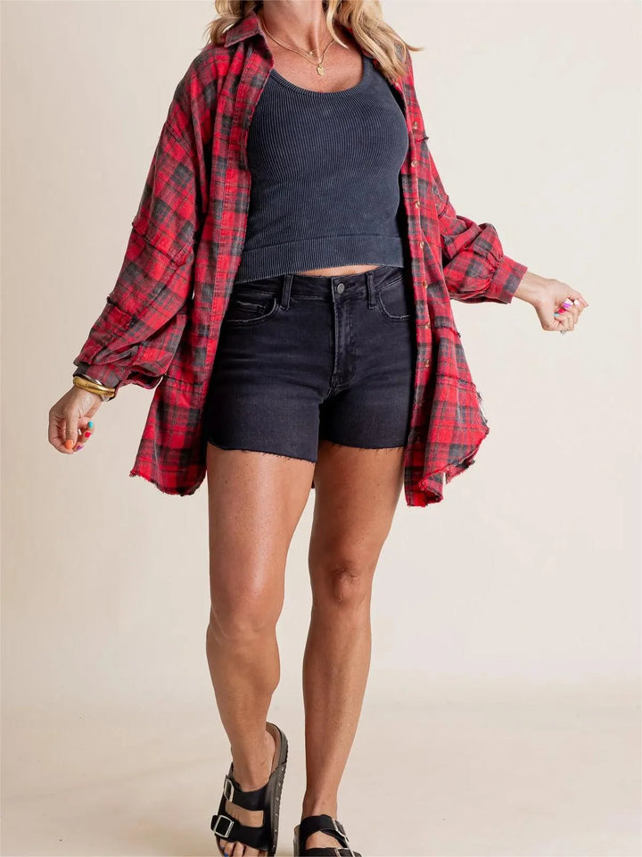 WOMEN'S RAW EDGE OVERSIZED SHIRT JACKET WITH POCKETS