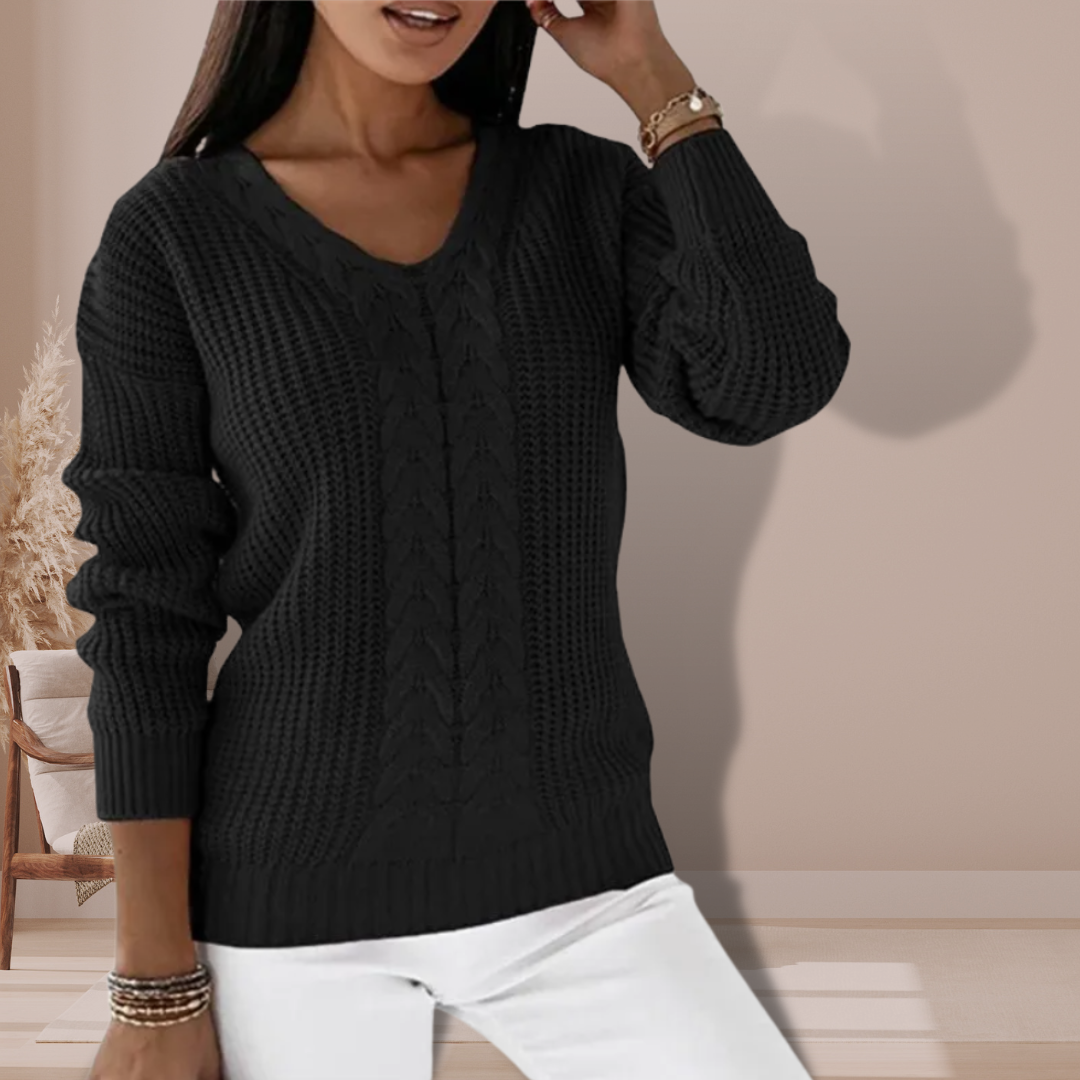 Ellah - Cable sweater with V-neckline