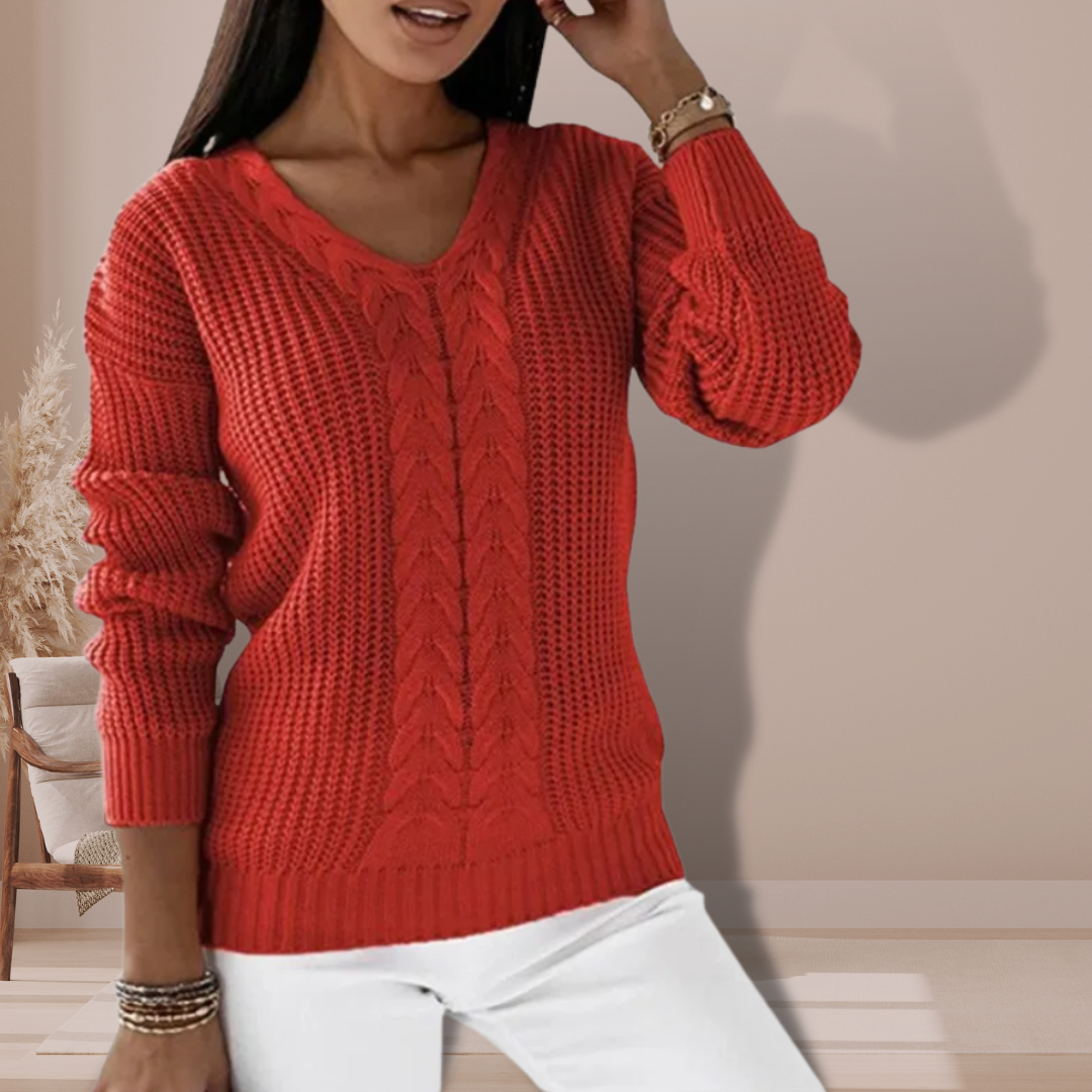 Ellah - Cable sweater with V-neckline