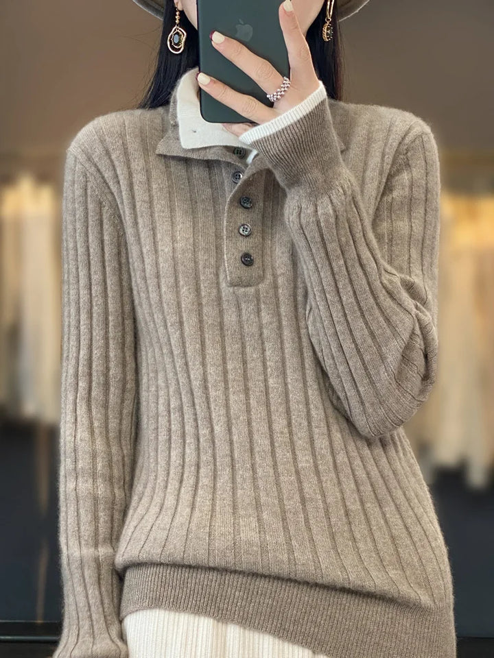 Clara Turn-down Collar Pullover