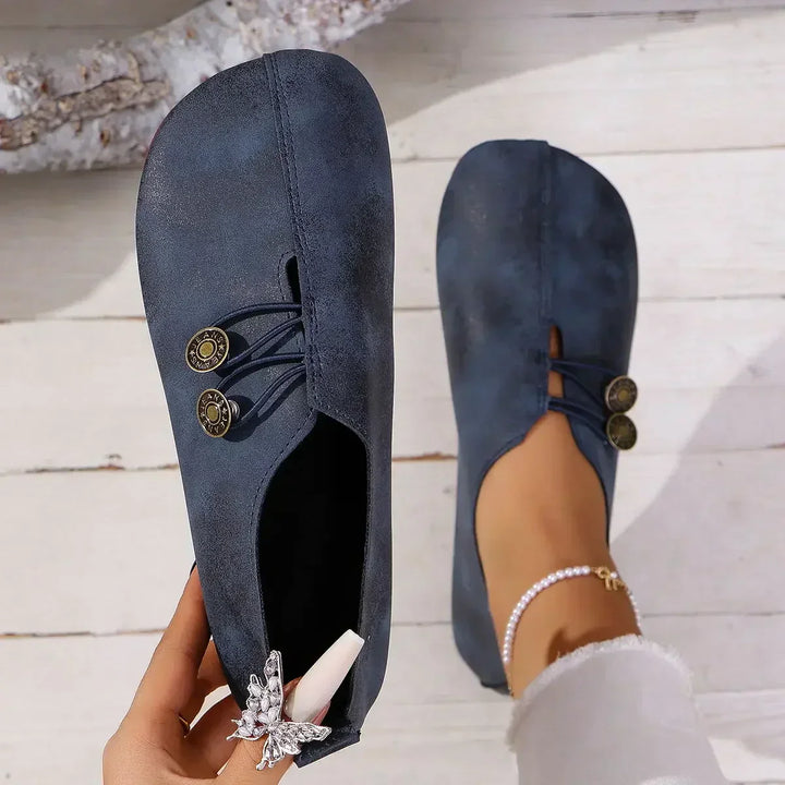 Eirlys | Double-Button Comfort Flats