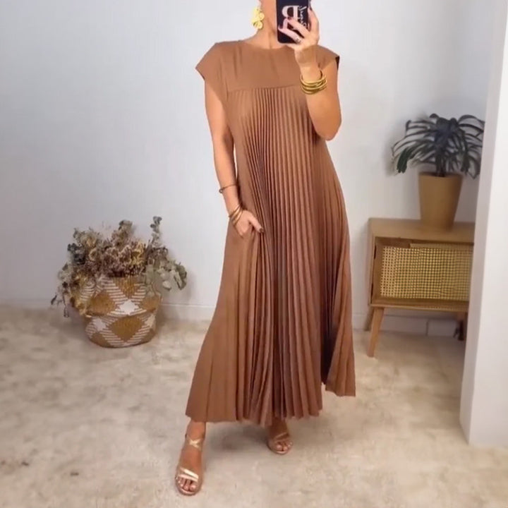 Marisse | Pleated Flowy Midi Dress