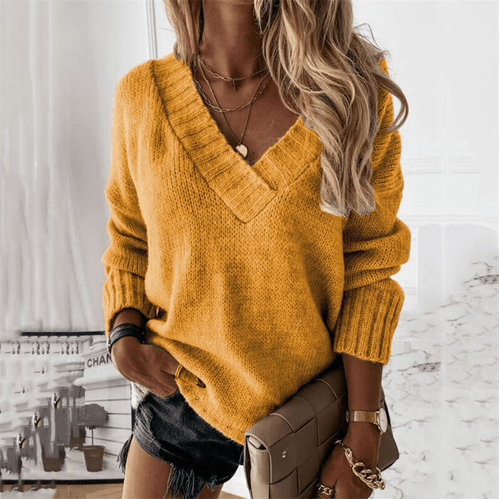 Aria | Relaxed Fit V - Neck Knit Sweater - Sweater - MOOD Melbourne