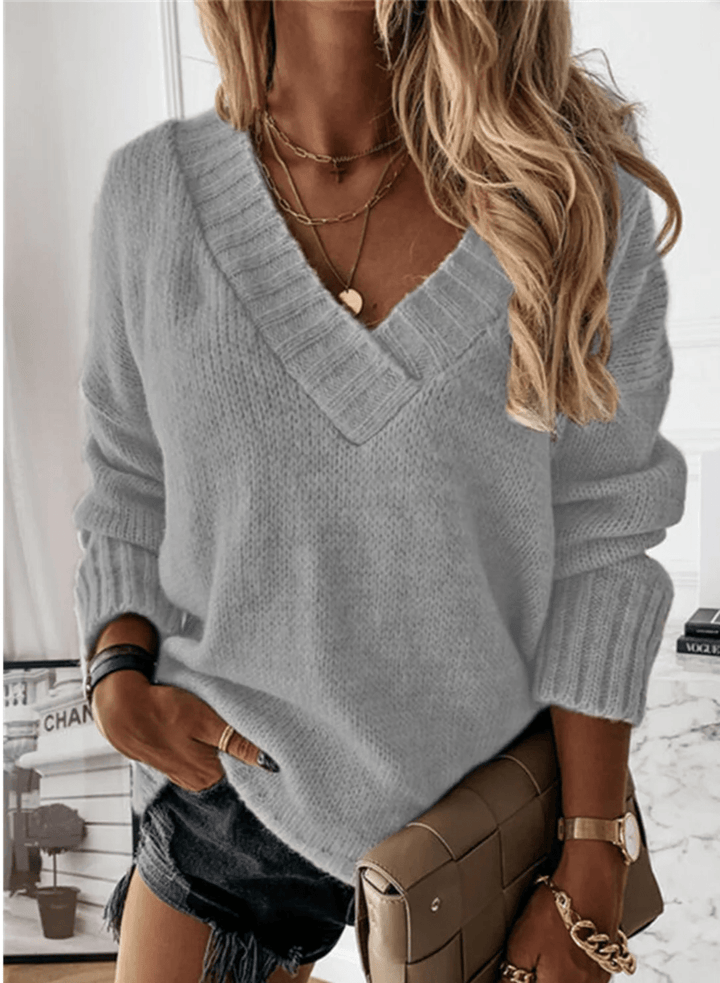 Aria | Relaxed Fit V - Neck Knit Sweater - Sweater - MOOD Melbourne