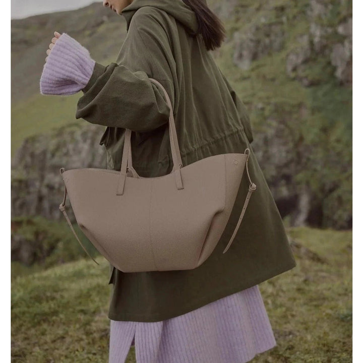 Rhea | Elegant Oversized Women’s Tote - Bag - MOOD Melbourne
