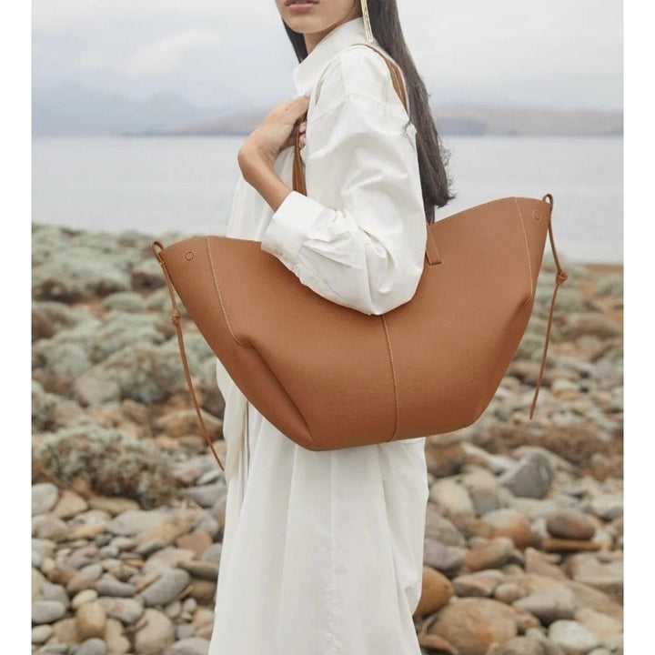 Rhea | Elegant Oversized Women’s Tote - Bag - MOOD Melbourne