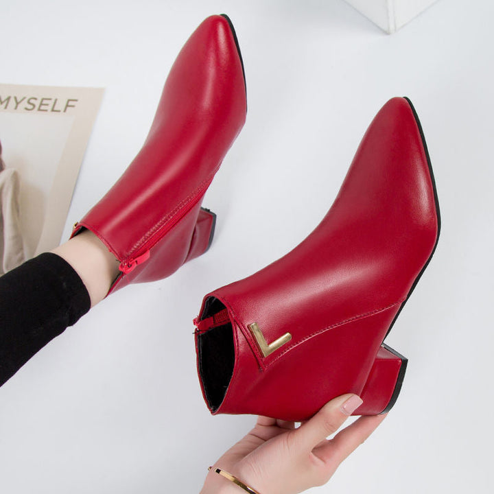 Valeria | Elegant Pointed Ankle Boots